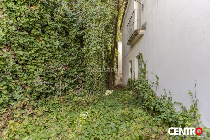 Foto 616161e1-8204-4a99-a0d9-3dd5f8a58572. Casa amb aparcament a San Matías - Realejo Granada