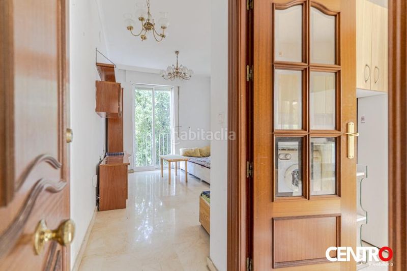 Foto a18d61d7-1cda-4ef7-97c3-e5f3b60453e2. Casa amb aparcament a San Matías - Realejo Granada