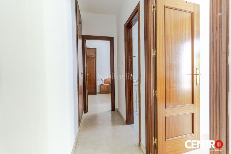 Foto b319c81d-eeb6-4608-9125-235900367f68. Casa amb aparcament a San Matías - Realejo Granada