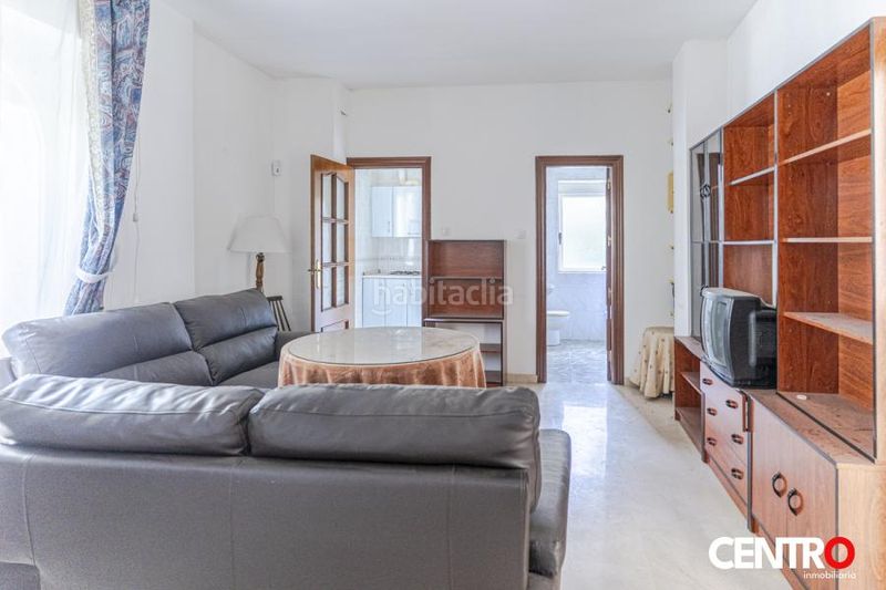 Foto f6e84d10-e6df-4071-b380-ba3b03ddb8e1. Casa amb aparcament a San Matías - Realejo Granada
