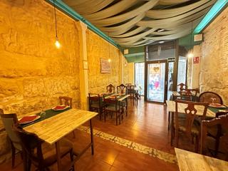 Miete Geschäftsraum  N/a. Se traspasa restaurante