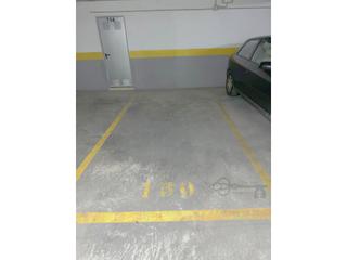 Autoparkplatz  N/a. Garaje y trastero
