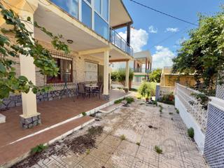 Erdgeschoss  N/a. Bungalow con amplio jardn