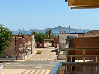 Etagenwohnung en Los Urrutias. Pisazo con vistas al mar y al carmol