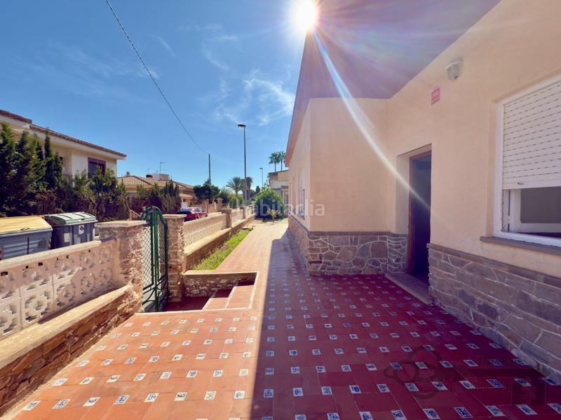 Foto a4941920-cd2a-447d-bf0d-e3b31f0400c1. Xalet amb aparcament a Los Urrutias Cartagena