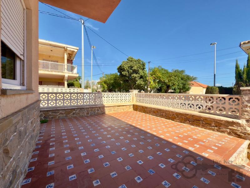 Foto b0cc762e-523b-4bf1-9185-ea7839e1eaa3. Xalet amb aparcament a Los Urrutias Cartagena