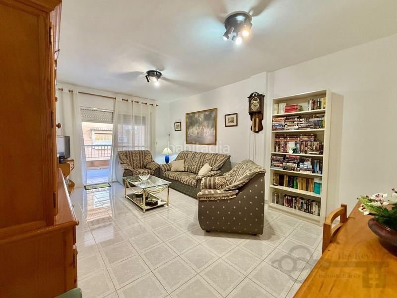 Foto b0e0191a-f787-49a7-a1e5-fc823002a531. Etagenwohnung mit parking in Los Urrutias Cartagena