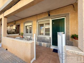 Planta baixa  Calle juan s elcano - urrutias. Planta baja reformada junto al mar