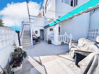 Casa  Avenida santiago-claras. Bungalow en los narejos