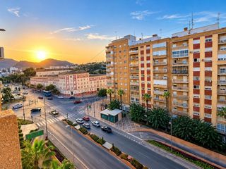 Etagenwohnung  Avenida america. Piso en avenida de américa