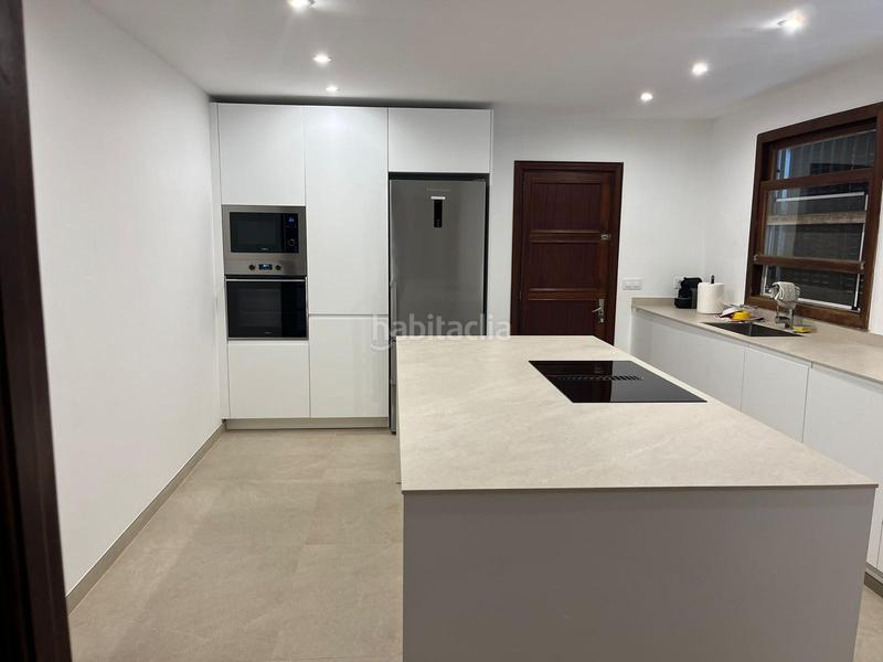 Foto 95cb562a-9a22-4cb2-9fac-ec25702d32d7. Casa amb calefacció aparcament piscina a Son Verí Llucmajor