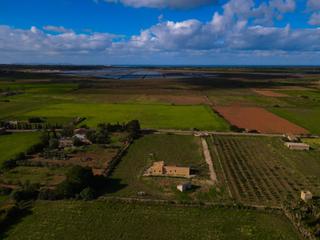 Masia  Carrer mossn antoni m. alcover. Bonita casa rstica en la costa sur de mallorca.