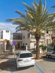 Towny house  Carrer del marquès de la romana. Edificio en venta con mucho potencial en playa de palma.