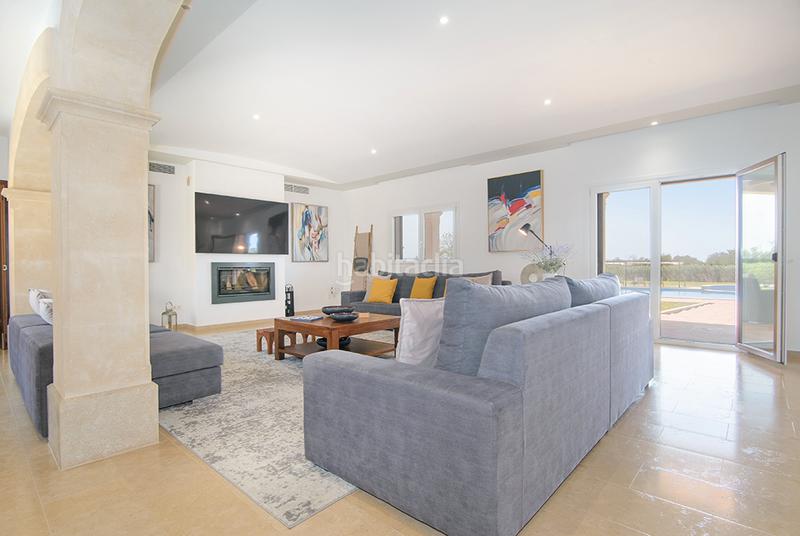 Foto 1db1b1e7-17c7-4edc-8355-2ea0969e8abc. Mas avec cheminée chauffage parking piscine dans Llucmajor interior Llucmajor