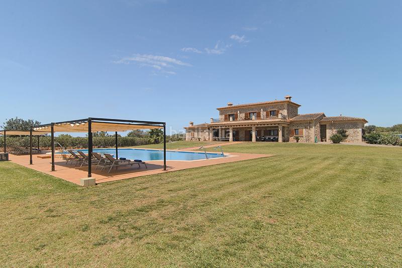 Foto cb431a23-e12d-49c7-bfb4-5073bae0c885. Mas avec cheminée chauffage parking piscine dans Llucmajor interior Llucmajor