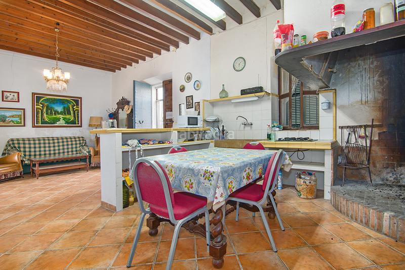 Foto 400c3c3a-24e4-410a-b935-48f9b6b7e205. Bauernhof mit kamin in Sant Joan