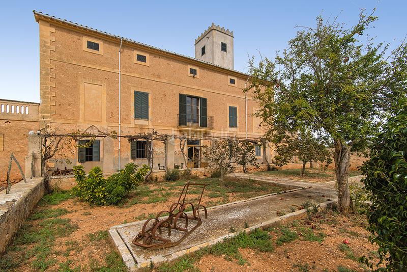 Foto 82e75053-626a-4adc-b71f-5678bc0a4a39. Bauernhof mit kamin in Sant Joan