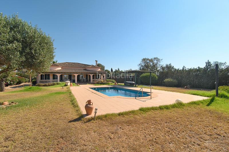 Foto 0ce4b113-50ce-410f-957b-25d1c7b9800f. Masia amb xemeneia calefacció a Llucmajor interior Llucmajor