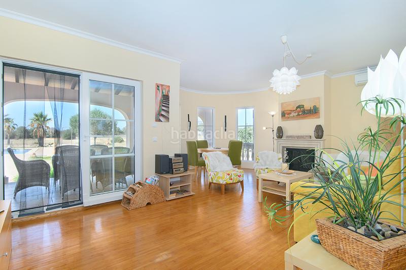 Foto 112bcfd5-f23b-4709-b983-3313ec301c11. Masia amb xemeneia calefacció a Llucmajor interior Llucmajor