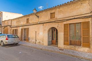 Semi detached house  Carrer major. Casa de pueblo para renovar con alto potencial en sant joan.