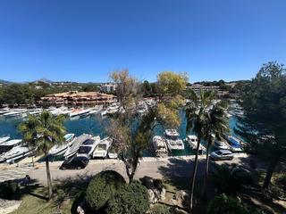 Apartament a Costa de la Calma. Apartamento con vistas al puerto deportivo de santa ponsa – list