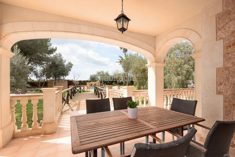 Foto a4f9e4cd-16f3-4724-a495-3c84a42f4db8. Mas avec cheminée chauffage parking piscine dans Llucmajor interior Llucmajor