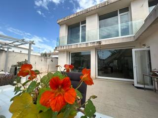 Xalet a Ronda de ponent 45. Encantadora casa reformada con apartamento independiente en lluc