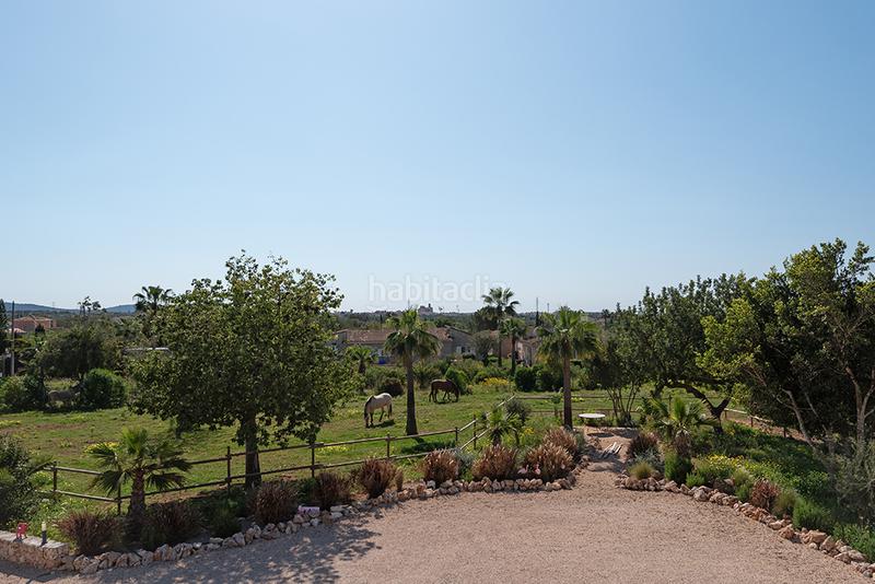 Foto 92df58f3-6649-4f33-9f33-3116fca7b9a1. Casale con camino riscaldamento parcheggio piscina in Llucmajor