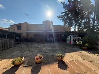 Casa  Carrer del prevere toms monserrat. Precioso molino reformado