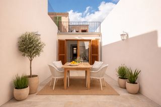 Casa adossada  Carrer de sa bandera 41. Casa de pueblo reformada