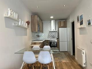 Miete Etagenwohnung in Plaza jose de villarreal 2