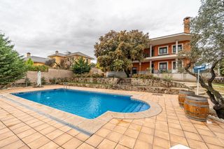 Chalet à Sevilla la Nueva