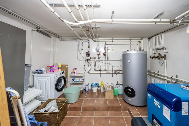 Foto 22657a43-6522-4390-b4b6-e6c326677ab5. Xalet amb piscina a Sevilla la Nueva