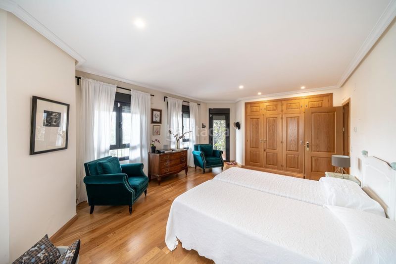 Foto 55adf8a4-26f1-430c-9682-46ccf9345ba6. Xalet amb piscina a Sevilla la Nueva