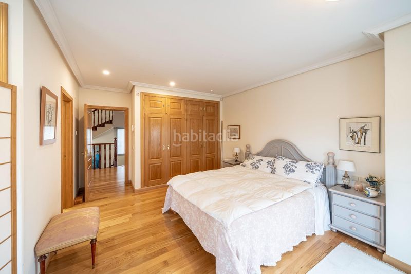 Foto 6f312e53-5a8c-4be7-96a6-3310152e2bdf. Xalet amb piscina a Sevilla la Nueva