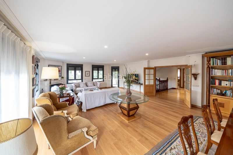 Foto 870bda93-68ae-4daa-aa2f-de0f0cceaa8c. Xalet amb piscina a Sevilla la Nueva