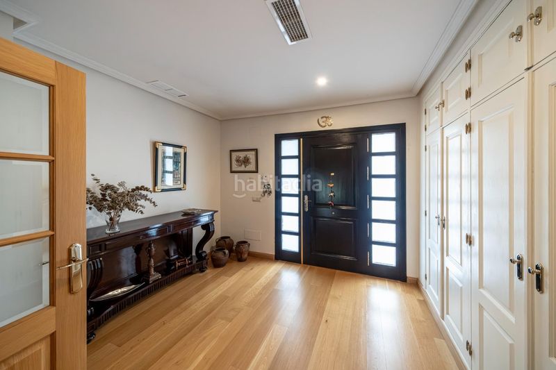 Foto d0fc1afd-6976-4580-9800-5bce5e816c16. Xalet amb piscina a Sevilla la Nueva