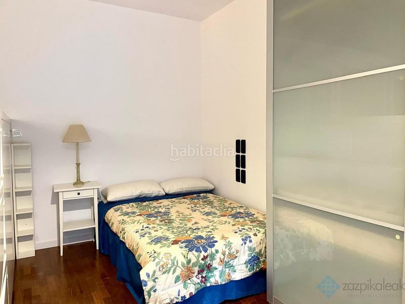 Foto 988b0569-0132-45cc-b0b0-8d3dd8e5776c. Apartamento  en Casco Viejo Bilbao