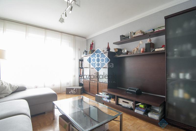 Foto 97ea6dbc-7b4b-404c-a55e-249a8dc8942e. Piso  en Miribilla Bilbao