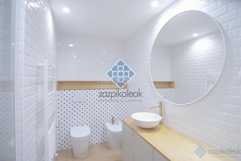 Foto 2d904976-bd56-44f1-b714-d0c4a9b2f059. Location appartement avec chauffage dans Casco Viejo Bilbao
