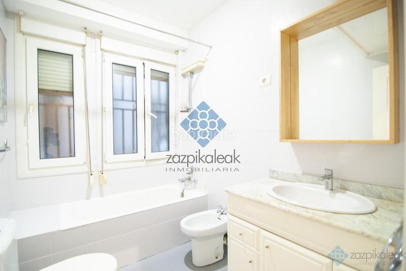 Foto 11e0e54b-e181-436b-8289-2d121a9891c5. Pis a Casco Viejo Bilbao