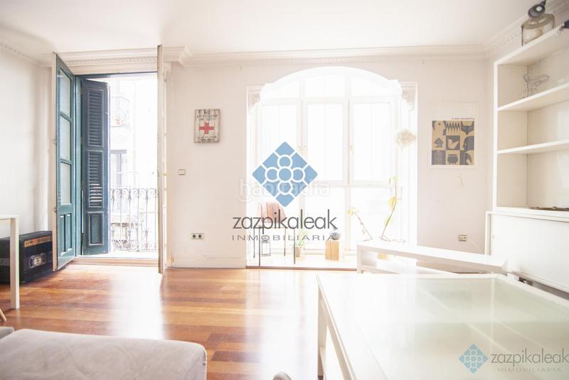 Foto 98eb1e6a-e73e-468a-9018-79821b246b4a. Pis a Casco Viejo Bilbao