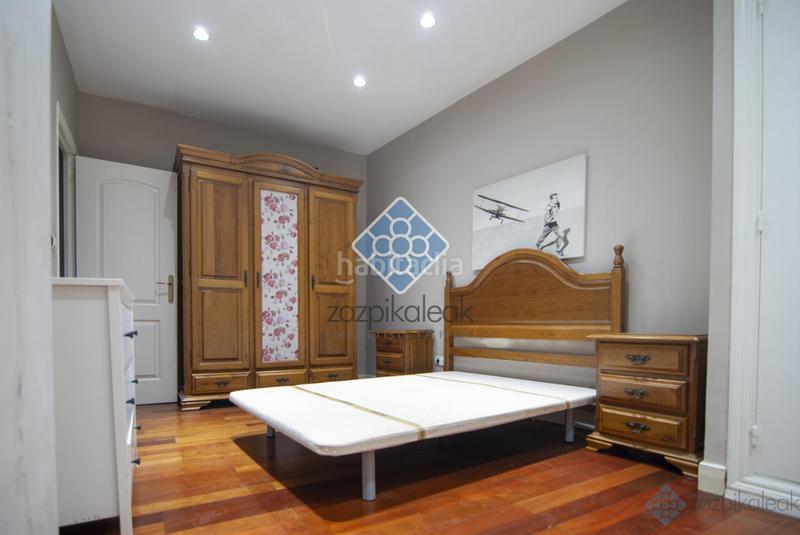 Foto d53909fe-5974-4b7e-92b2-14852a9d4307. Pis a Casco Viejo Bilbao