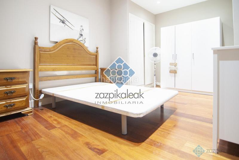 Foto de66dc05-c218-4d4e-8d64-43ae5ab6166a. Pis a Casco Viejo Bilbao