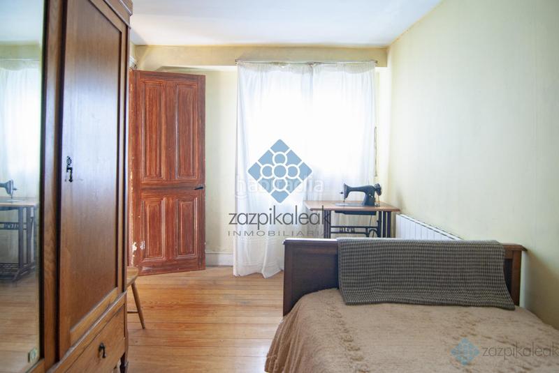 Foto 0a6e1002-43d1-4625-8efa-60f158b7f1e1. Pis amb calefacció a Casco Viejo Bilbao