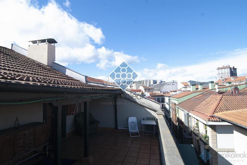 Foto 4d6ff31e-be7a-4241-8b4f-a331b890cb8f. Pis amb calefacció a Casco Viejo Bilbao