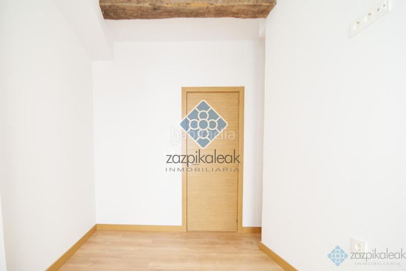 Foto ebf9377d-c916-4853-9eae-0783ed2d5292. Piso  en Iturralde Bilbao