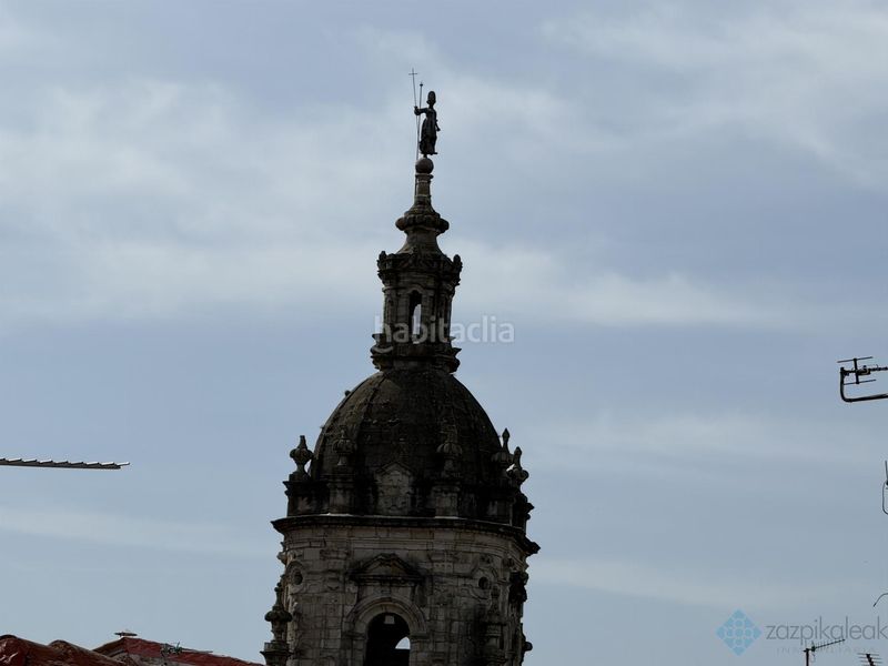 Foto 81ebac80-8d66-4d50-94f5-8f2c1a82bd79. Pis amb calefacció a Casco Viejo Bilbao