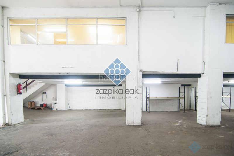 Foto 639fa1a7-c995-452e-baf5-934657382190. Local comercial a Begoña Bilbao