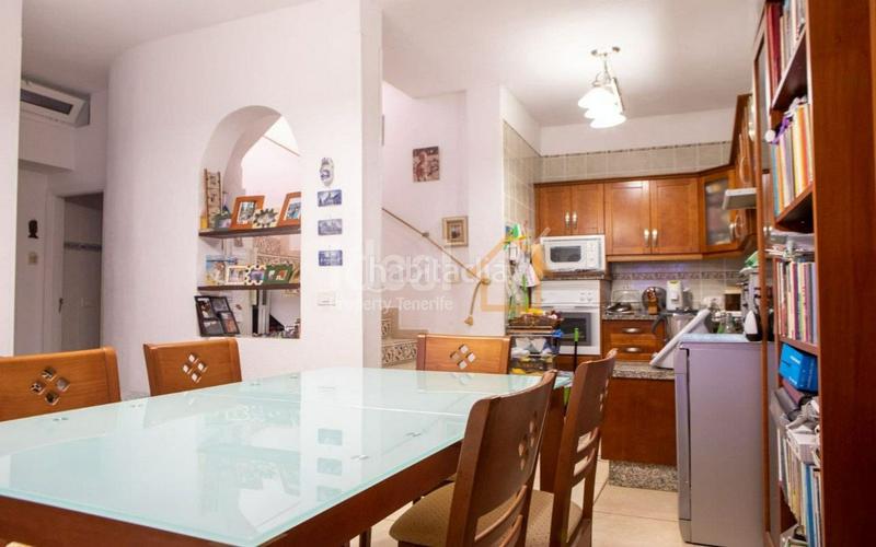 Foto 57d0ea75-afdb-451d-b6ef-c771938d194c. Semi detached house in Costa del Silencio Arona